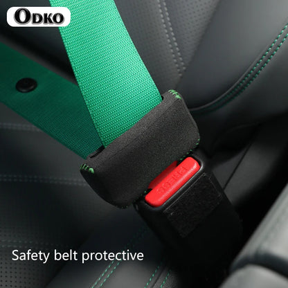 🏷️Couvre-boucle de ceinture de sécurité en daim – Accessoire intérieur auto anti-rayure | Universel, 5 coloris