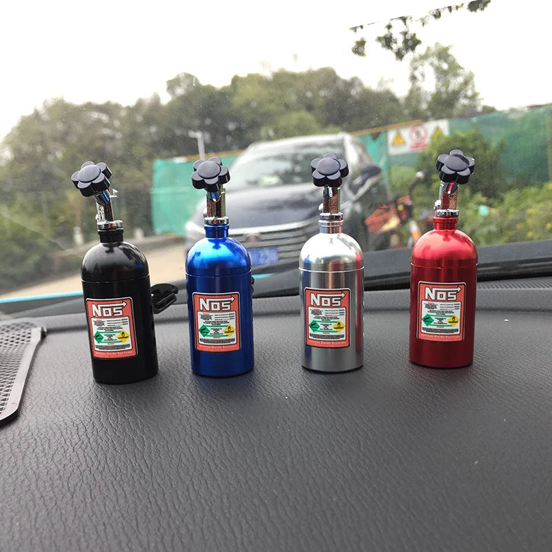 Désodorisant Voiture Citron – Parfum Gel 3g en Bouteille NOS | Clip de Ventilation | Matériau Alliage + Plastique | Compact, Rechargeable, Design Racing