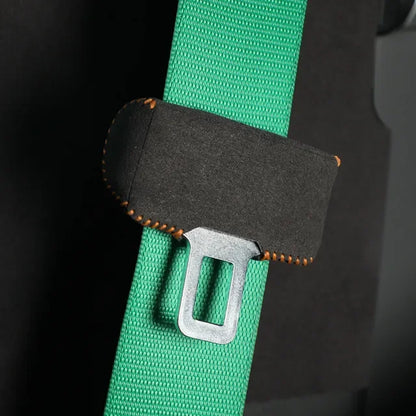 🏷️Couvre-boucle de ceinture de sécurité en daim – Accessoire intérieur auto anti-rayure | Universel, 5 coloris