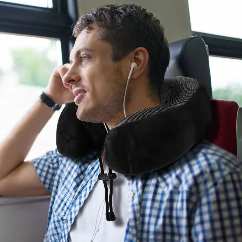 Coussin Cervical en Mousse à Mémoire de Forme – Oreiller de Voyage en U | Soutien Doux pour la Nuque | Santé & Massage Cervical
