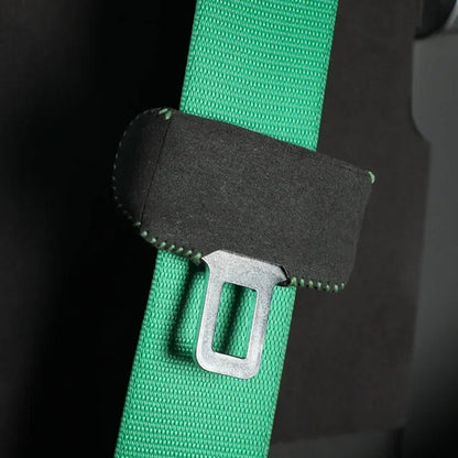🏷️Couvre-boucle de ceinture de sécurité en daim – Accessoire intérieur auto anti-rayure | Universel, 5 coloris